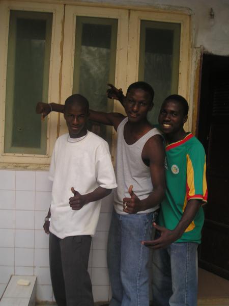 encore sika  ibou et ousmane le propriétaire